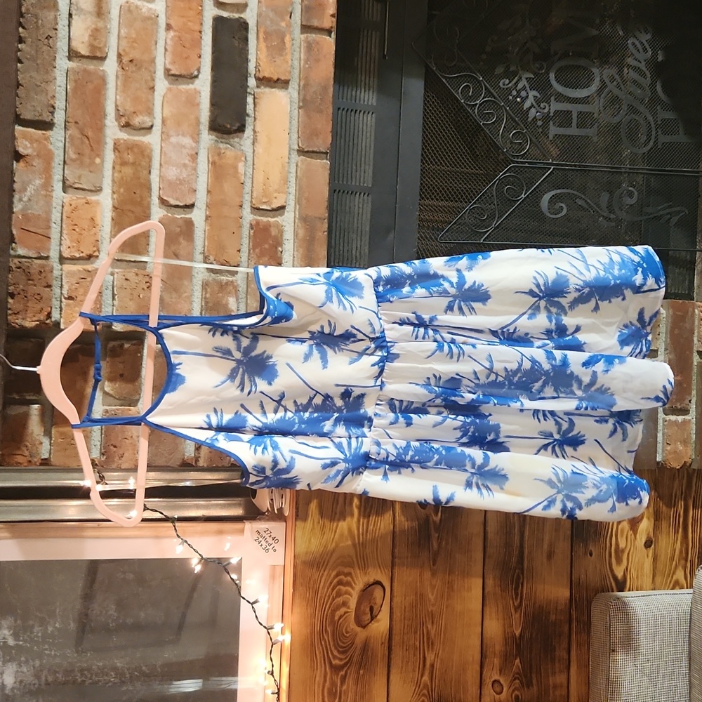 Flowy summer dress